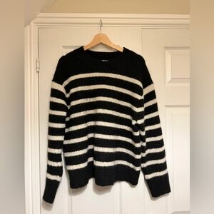 Black and White Knit Top